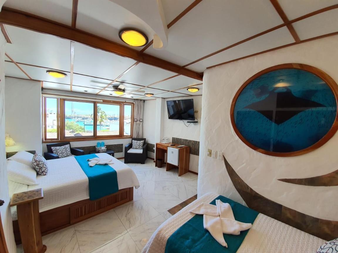 Casa Ocean Pier Acomodação com café da manhã Puerto Ayora  Exterior foto